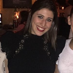 Meet your Posher, Leslie